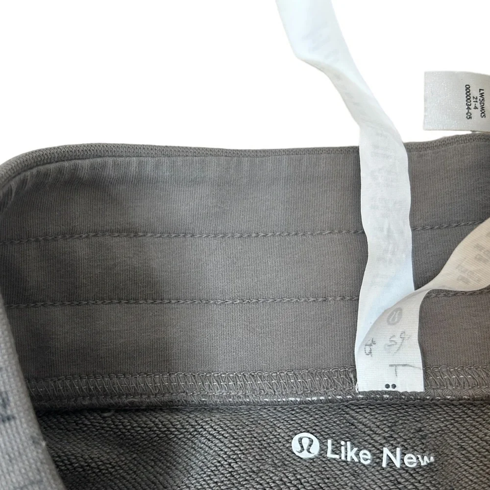 Lululemon Women Warm Down Slim Fit Mid Rise Jogger Athleisure 7/8 Length Size 6